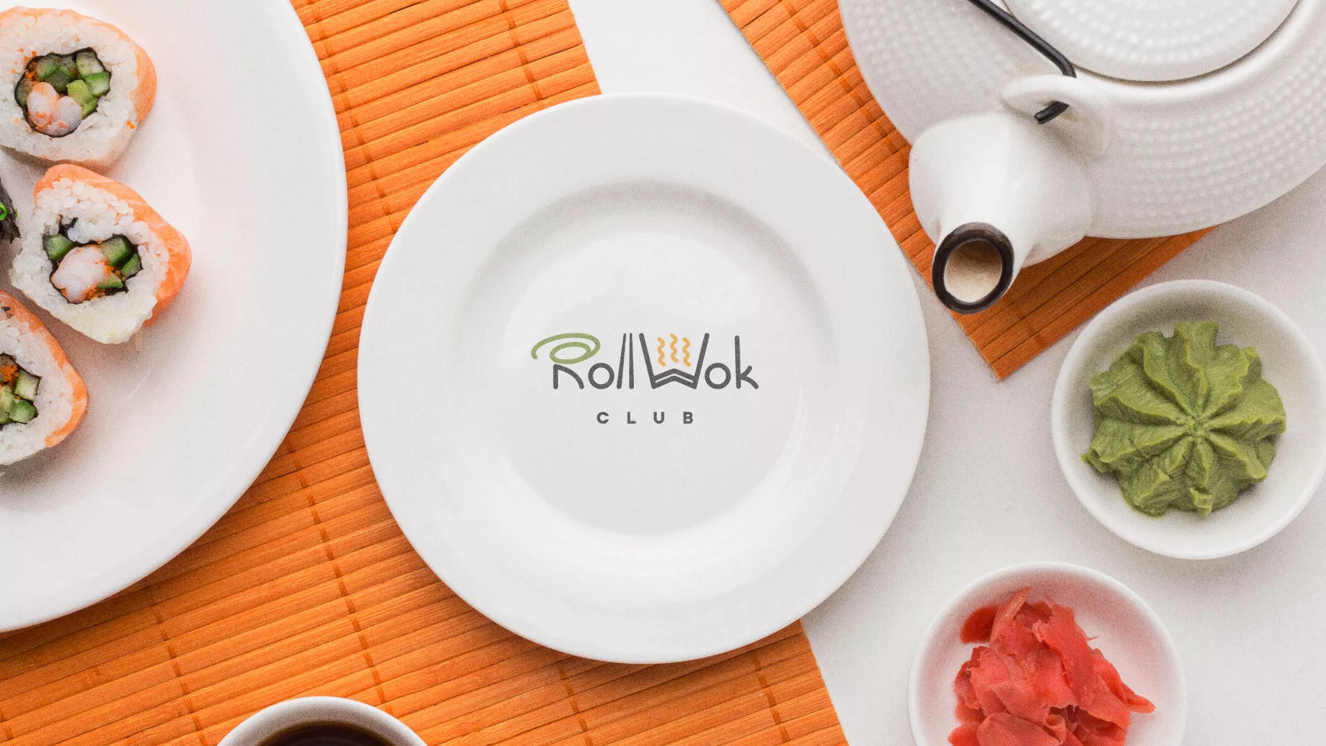 Разработка логотипа и фирменного стиля в Данилове для суши-бара «Roll Wok Club» Разработка логотипа и фирменного стиля в Данилове для суши-бара «Roll Wok Club»